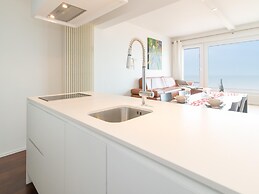 Studio With Frontal sea View in Ostend