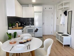 Happy Travel Urban Sky 25F