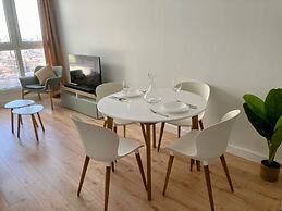 Happy Travel Urban Sky 25F