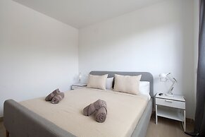 Happy Travel Higueron West