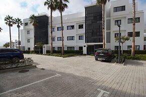 Happy Travel Higueron West