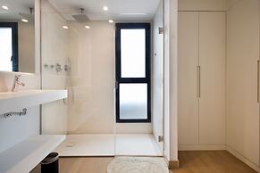 Happy Travel Higueron West