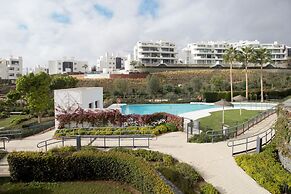 Happy Travel Higueron West