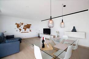 Happy Travel Higueron West