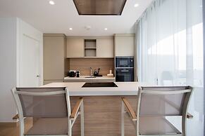 Happy Travel Higueron West