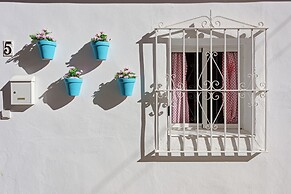 Andalusian Apartment By Seric