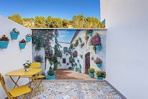 Andalusian Apartment By Seric