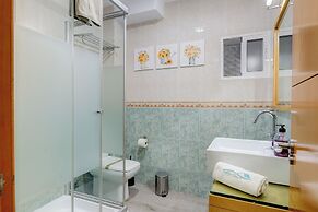 Andalusian Apartment By Seric