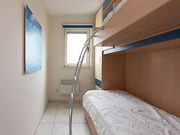 Apartment With Terrace and sea View in Mariakerke