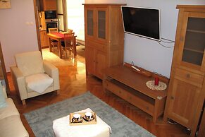 2 Bedrooms Apartment, Central Warsaw