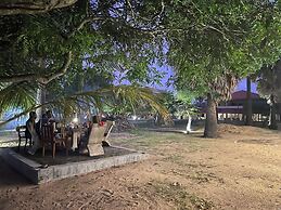 Dinuda Villas Kalpitiya