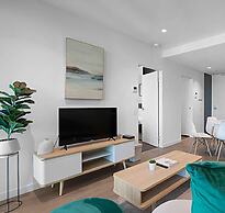 Lumina Stays - Victoria One