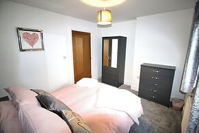 2 Bed Bungalow - Enclosed Garden - Wheel Chair Acc