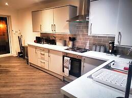 2 Bed Bungalow - Enclosed Garden - Wheel Chair Acc