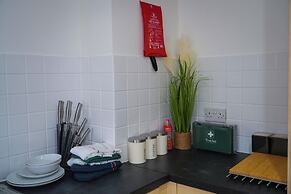 Cosy Luxury Apartment in Milton Keynes