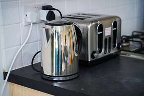 Cosy Luxury Apartment in Milton Keynes