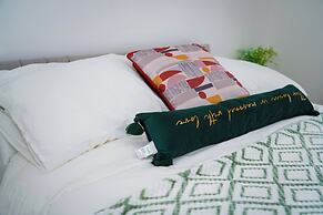 Cosy Luxury Apartment in Milton Keynes