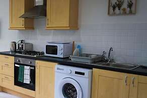 Cosy Luxury Apartment in Milton Keynes