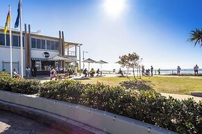 Seaview Coastal Retreat