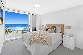 Seaview Coastal Retreat