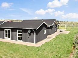 5 Star Holiday Home in Lokken