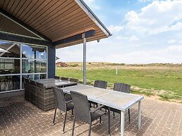 5 Star Holiday Home in Lokken