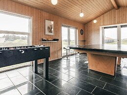5 Star Holiday Home in Lokken