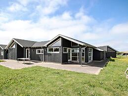 5 Star Holiday Home in Lokken