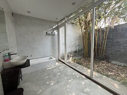 Sarvaswa Resort - Raipur