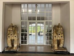 Sarvaswa Resort - Raipur