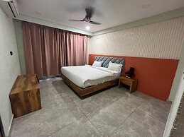 Sarvaswa Resort - Raipur