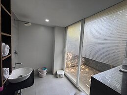 Sarvaswa Resort - Raipur