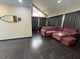 Sarvaswa Resort - Raipur