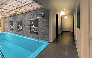 Sarvaswa Resort - Raipur