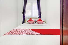 OYO 3133 Wisma Yampi Syari'ah