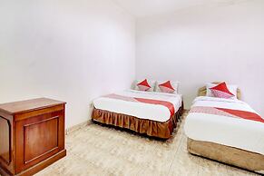 OYO 3133 Wisma Yampi Syari'ah