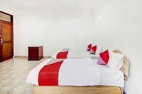 OYO 3133 Wisma Yampi Syari'ah