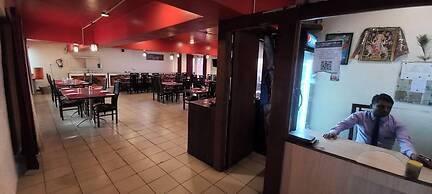 Hotel Grand Samdareeya - Jabalpur