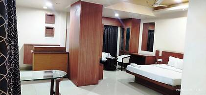 Hotel Grand Samdareeya - Jabalpur