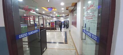 Hotel Grand Samdareeya - Jabalpur