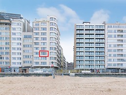 Spacious Apartment With sea View