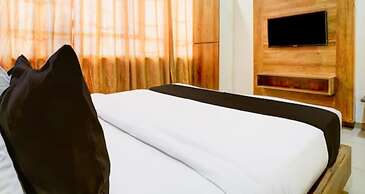Goroomgo Riddhi Residency Varodra
