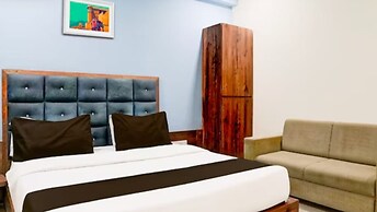 Goroomgo Riddhi Residency Varodra