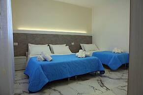 Trilo Pino 4 Near The Sea