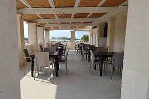 Bilo Pino 4 Near The Sea