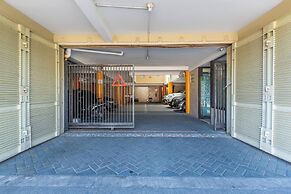 Hotel O Surabaya City Center Near Wonokromo Station