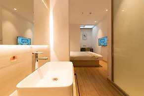 Shanghai Pengpai Art Youth Hotel