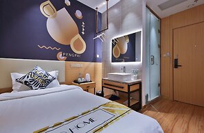Shanghai Pengpai Art Youth Hotel