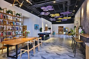 Shanghai Pengpai Art Youth Hotel