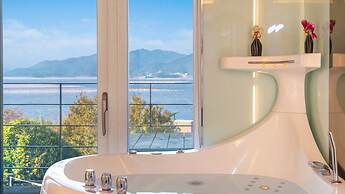 Geoje Ahat Spa Pension